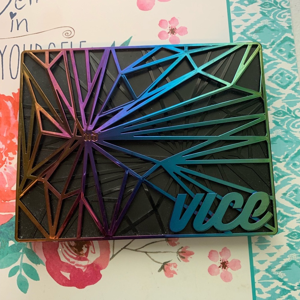 LE Urban Decay Vice Palette